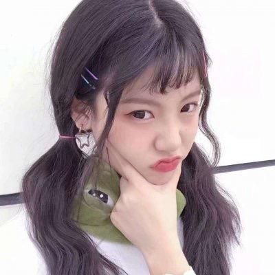 小梅子美眉