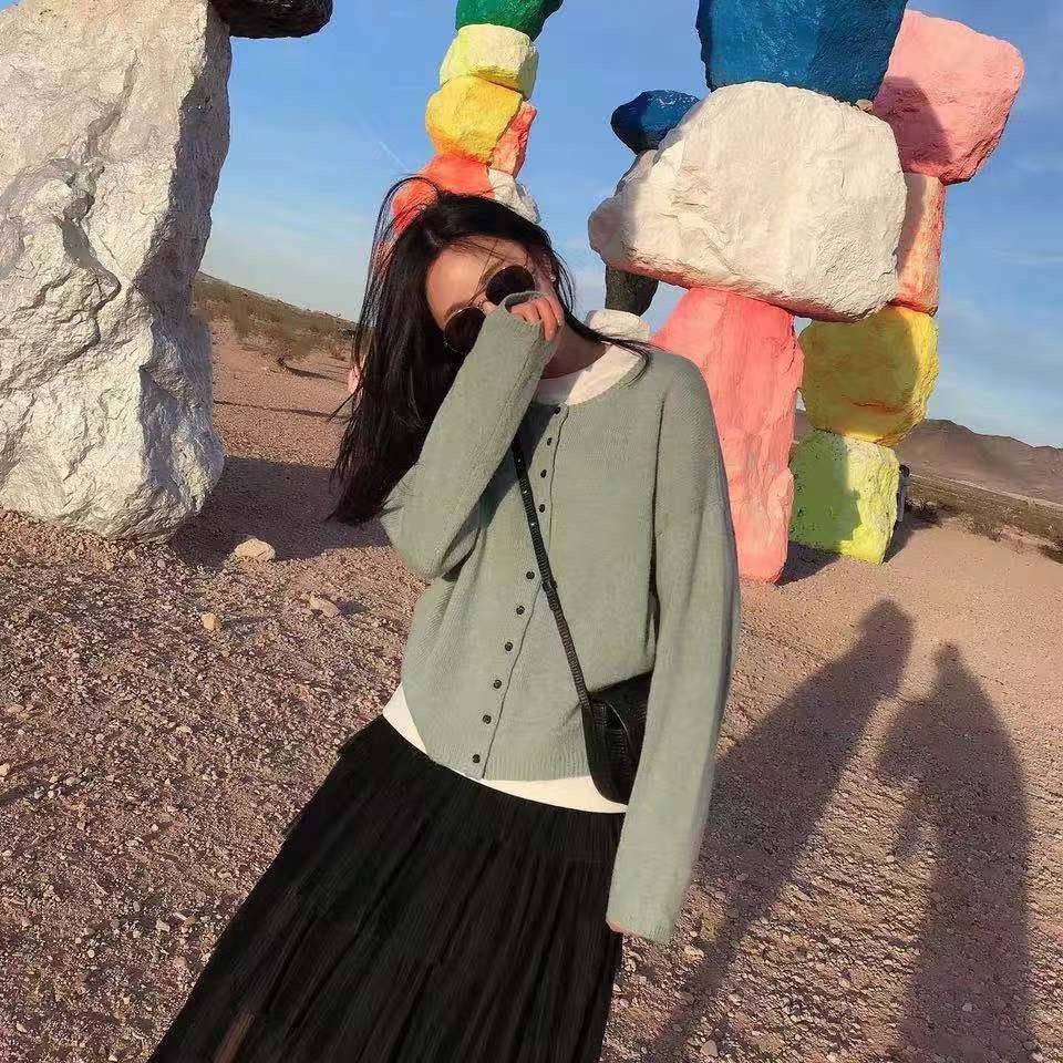 七 月