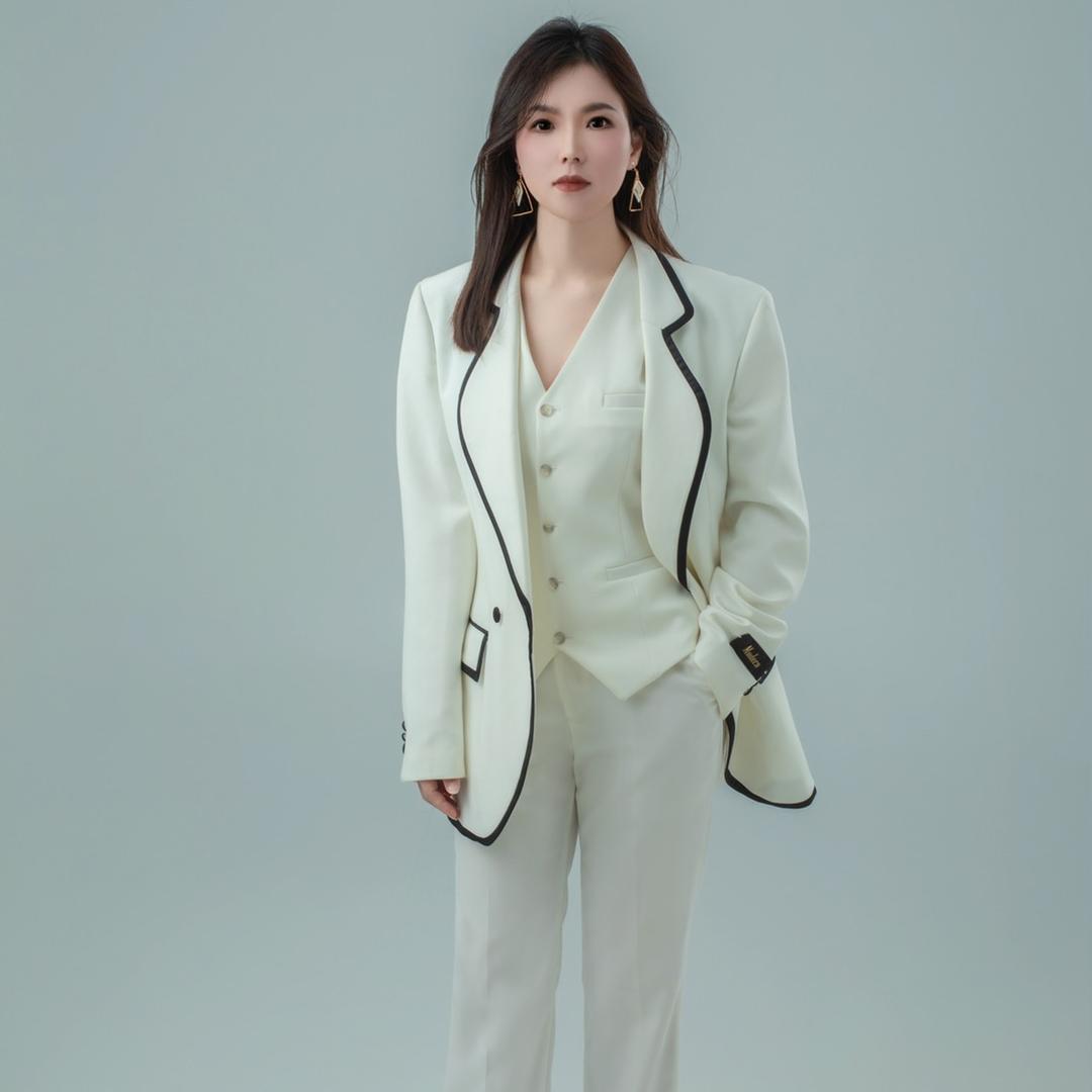 珊珊（不露脸直播招tu）