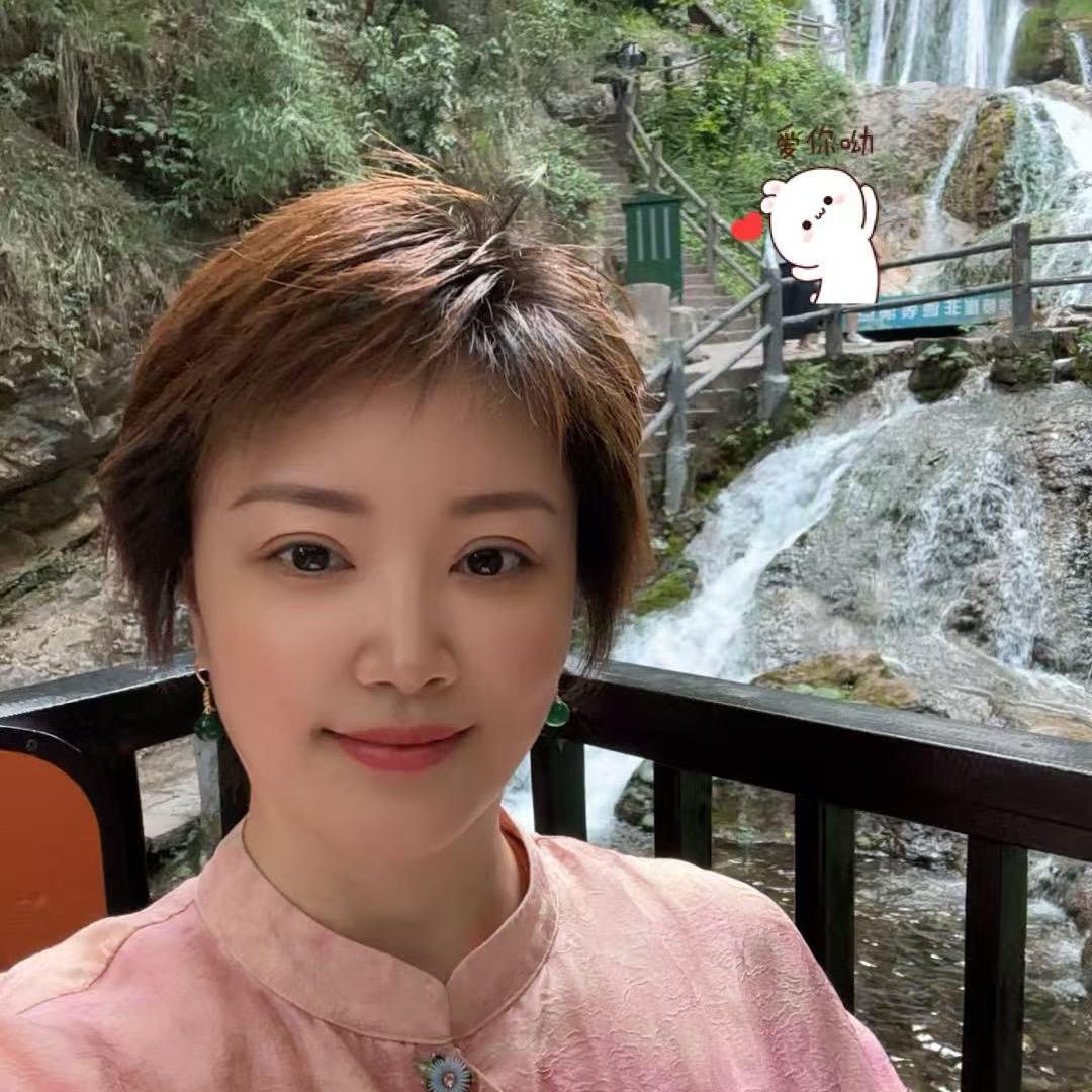 郑州祛斑祛痘的艳丽老师