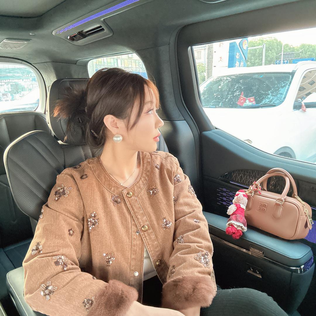 海宁洁哥服饰