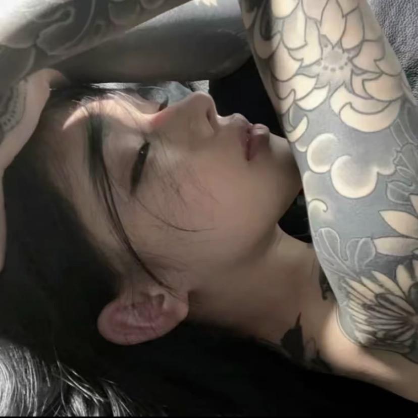 我只是个妞、
