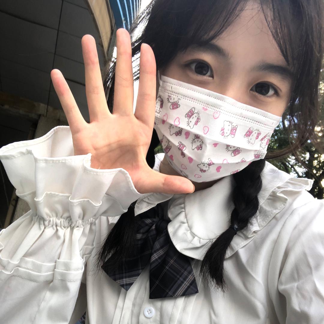 馨子.