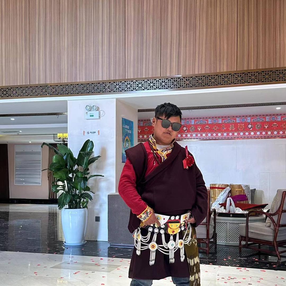 香格里拉跑车，拉茸七里，、