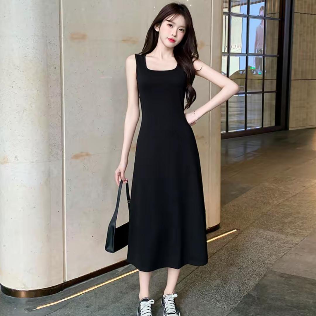 瑜瑜服装厂
