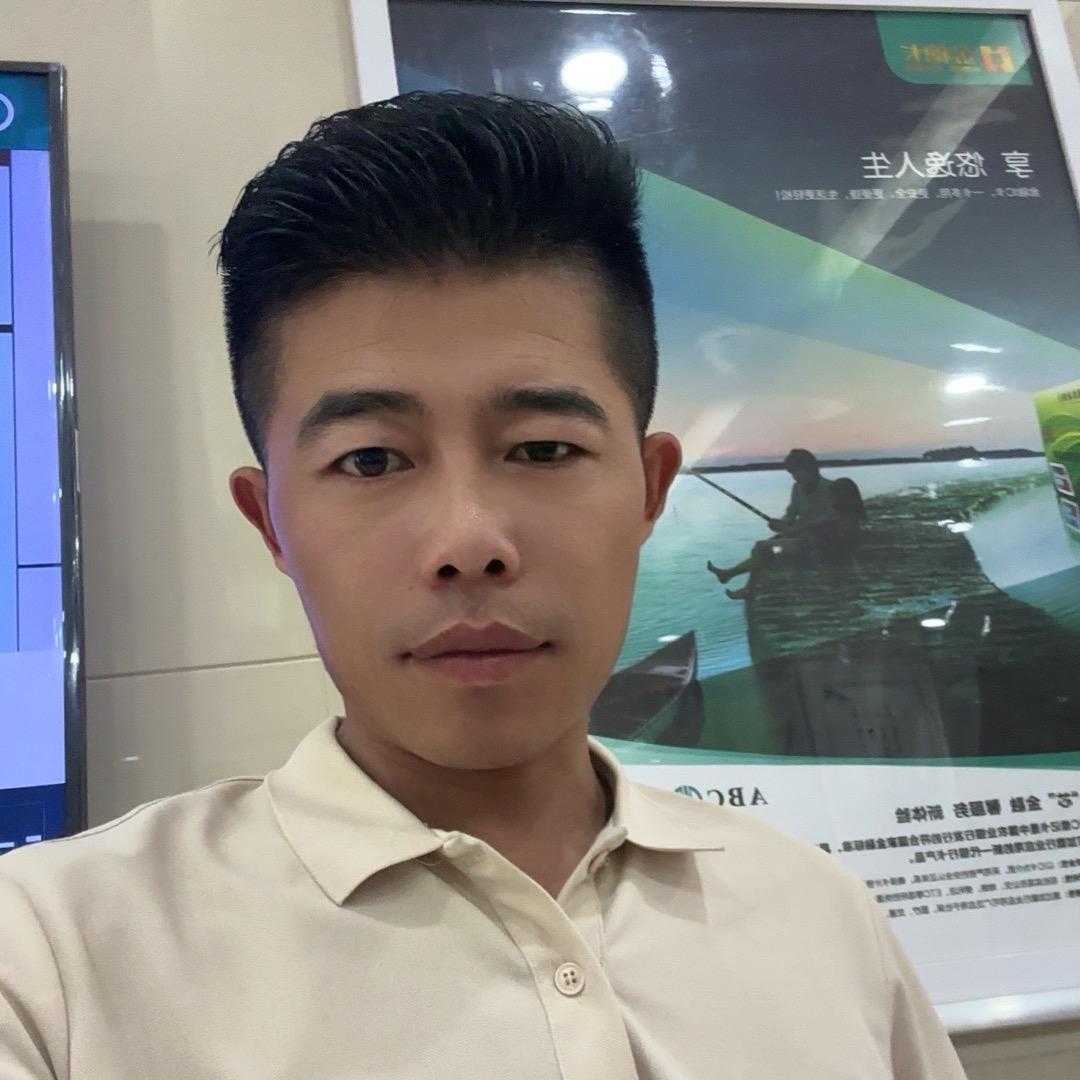 澳柯玛   艾美达电动车  张申