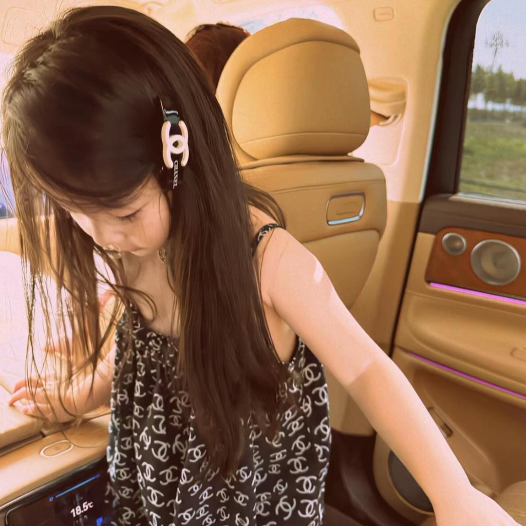 聋卷疯奶奶🌪️