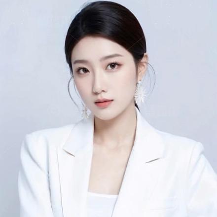建造师张欣欣