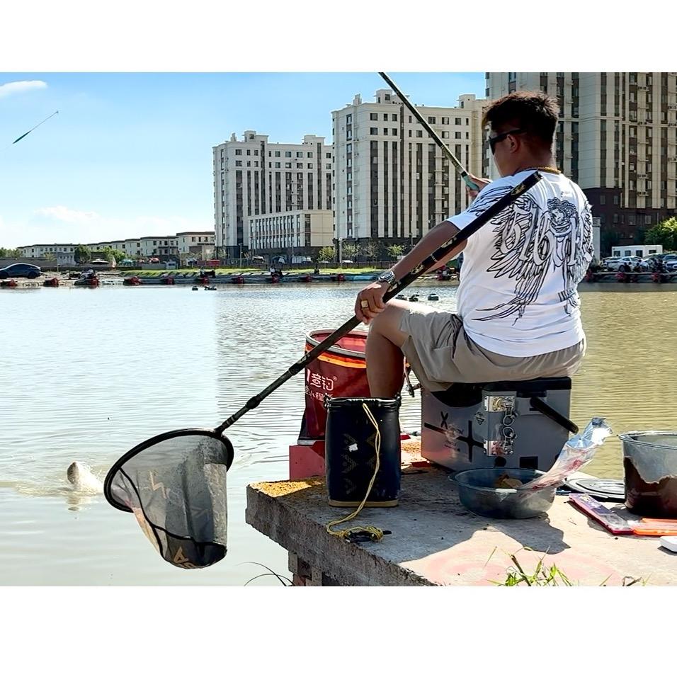 英杰爱钓鱼🎣