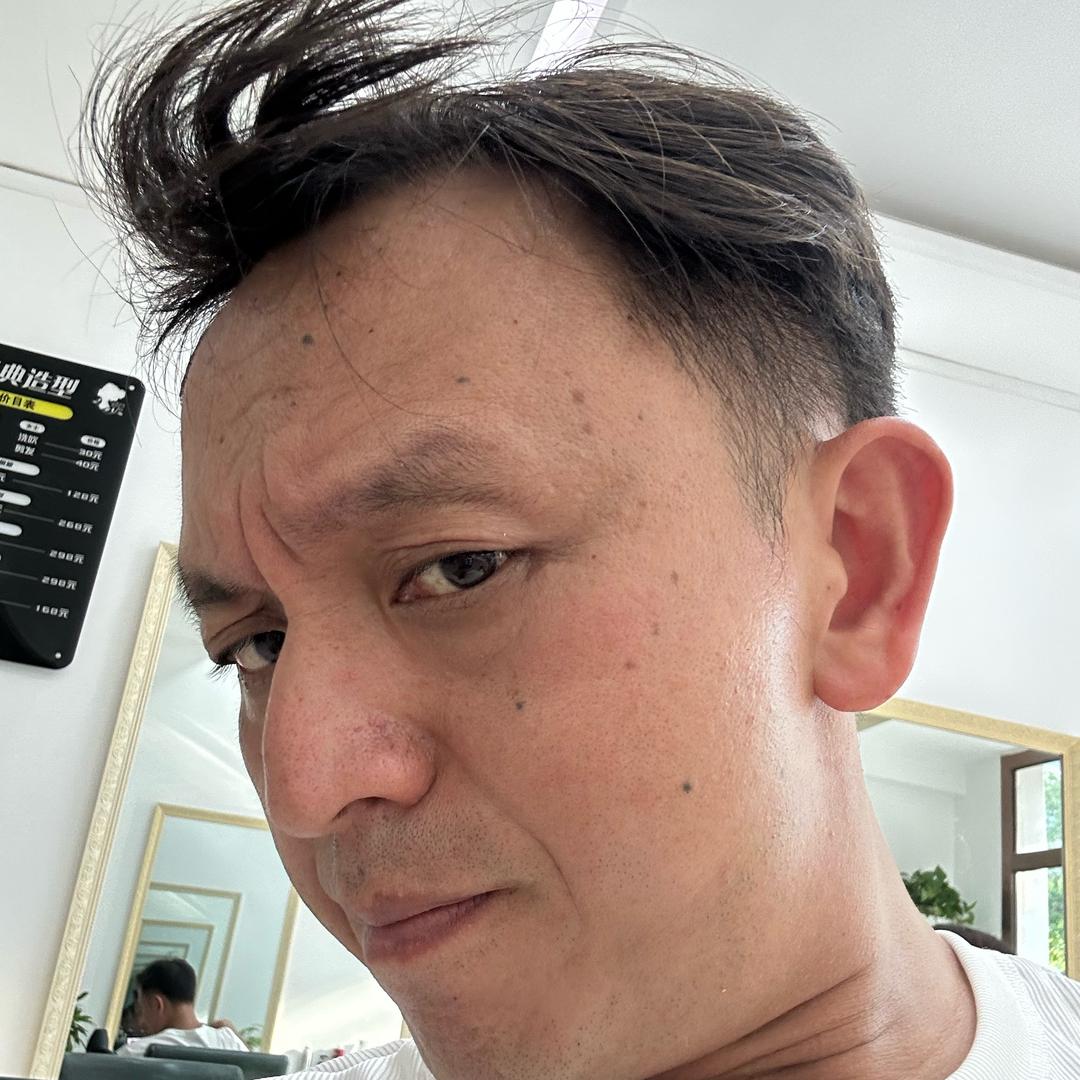 力郎（湖南卖苗木的）