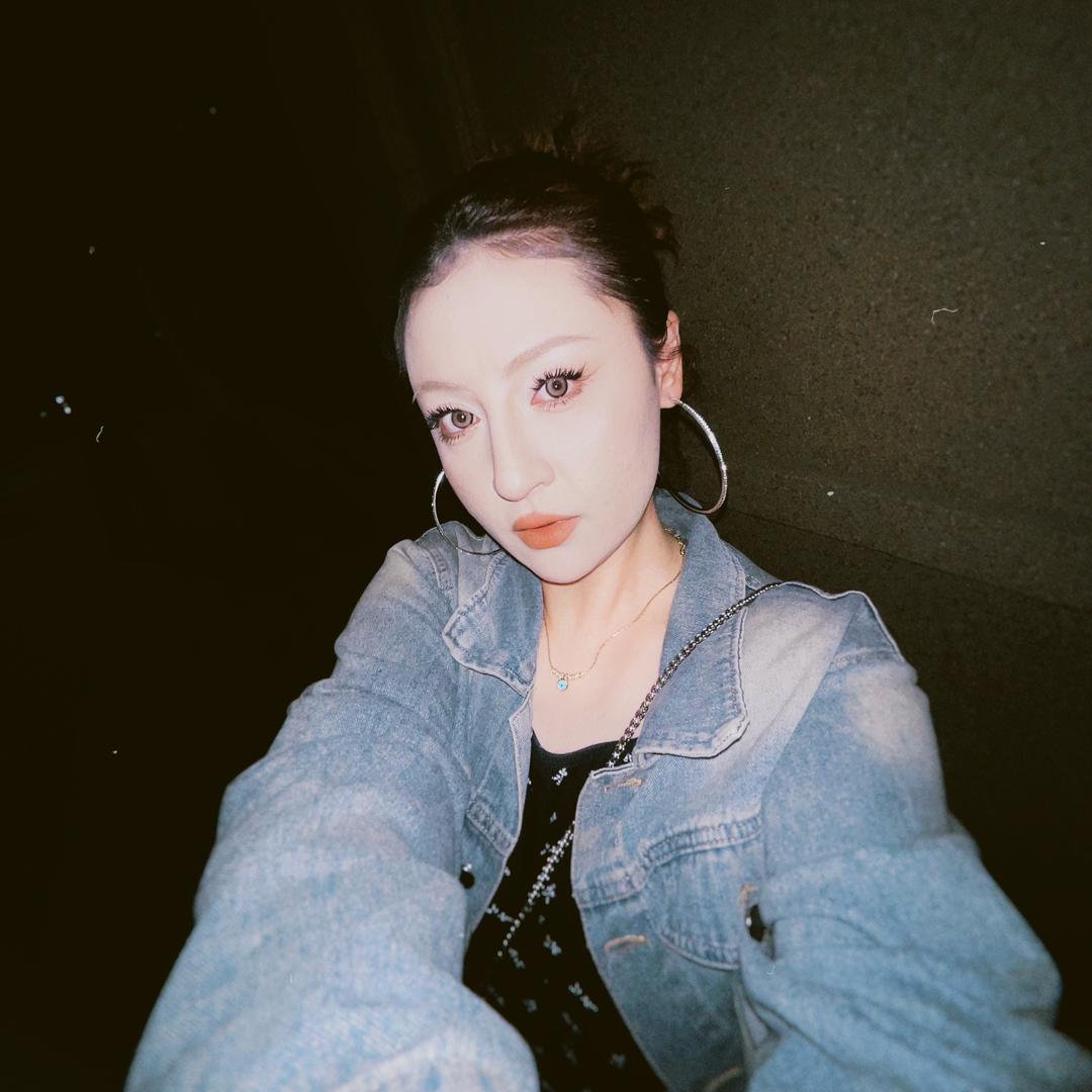 -SvMY