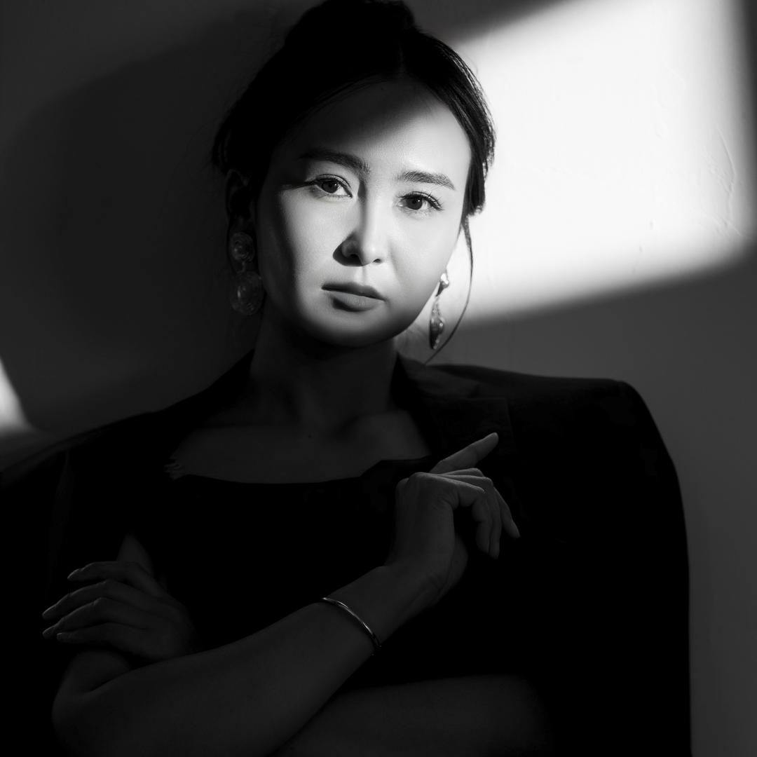 巩留县ozgie婚纱摄影 拉拉