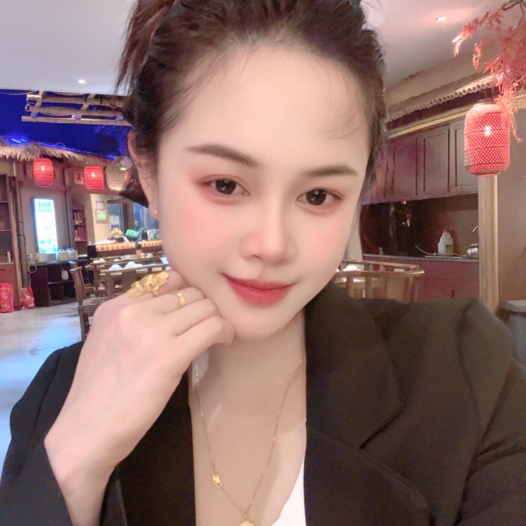 娜娜….💃💃