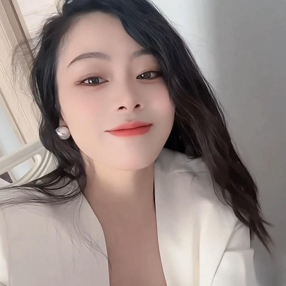 欢🍀（穿搭在橱窗）