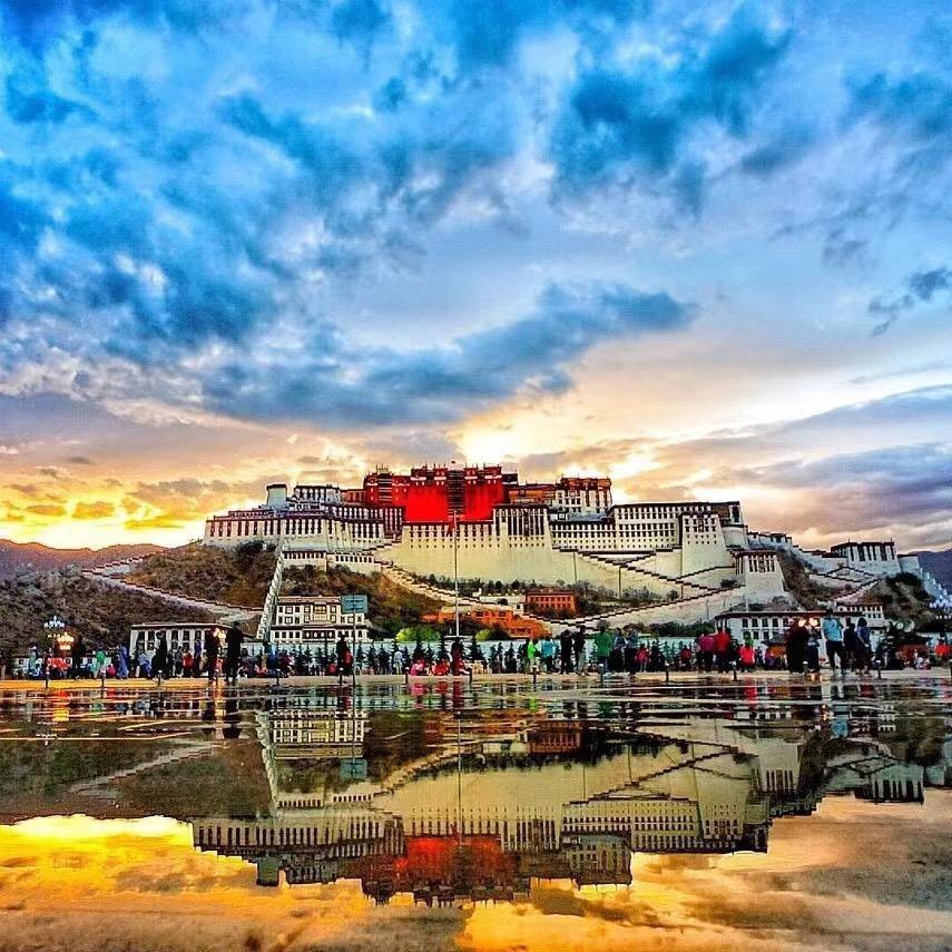 旅途中的雷凌纪…River