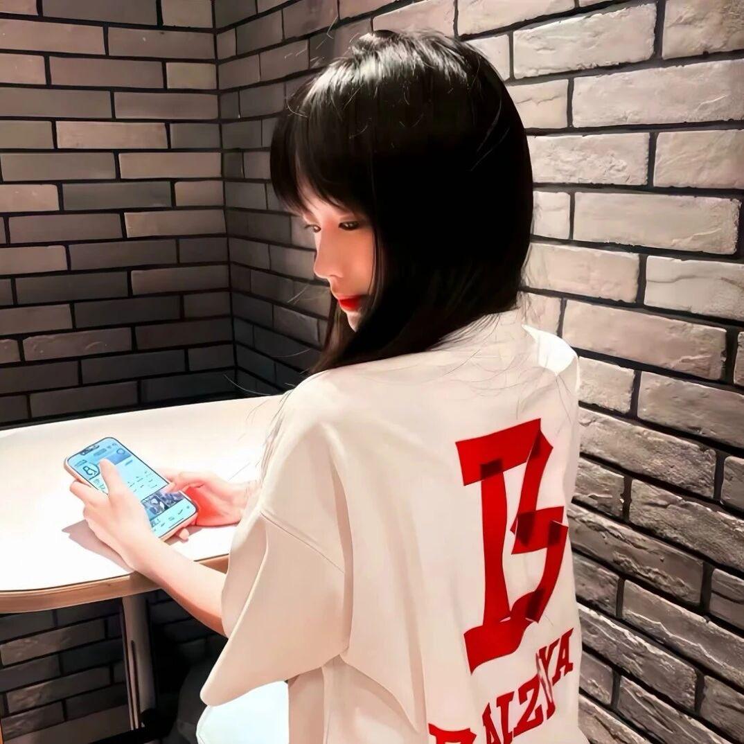 小佳⁷