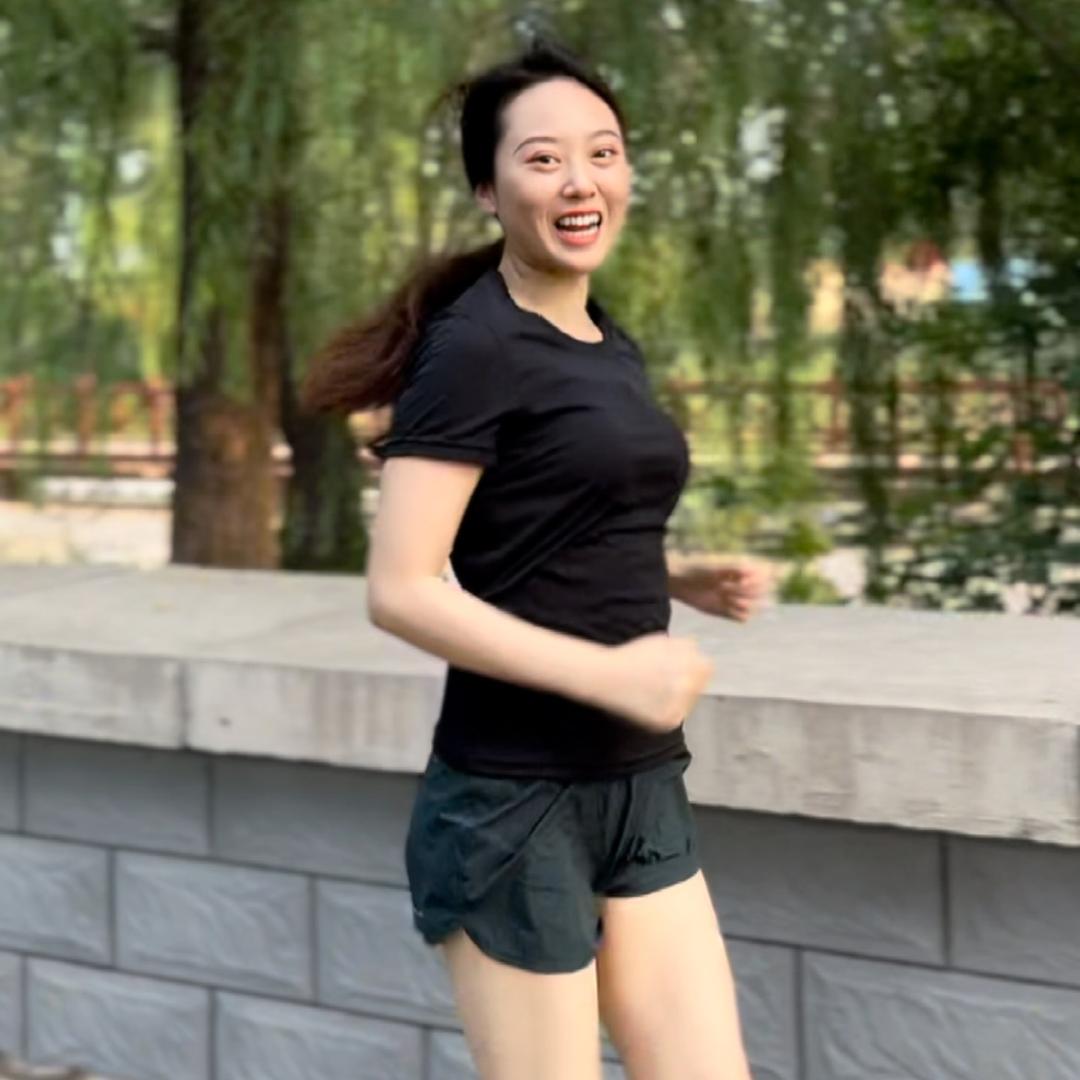 迪迪跑起来