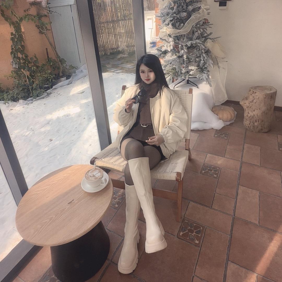 ღ᭄৫ 兰💞⁵²⁰ ࿐้