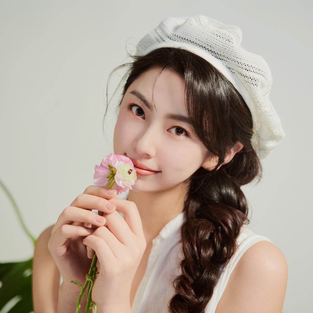 菲菲ya