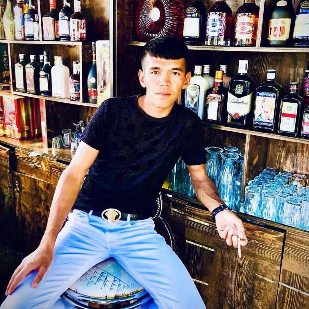 𝐇𝐚𝐳𝐭𝐢𝐥𝐢 ✍