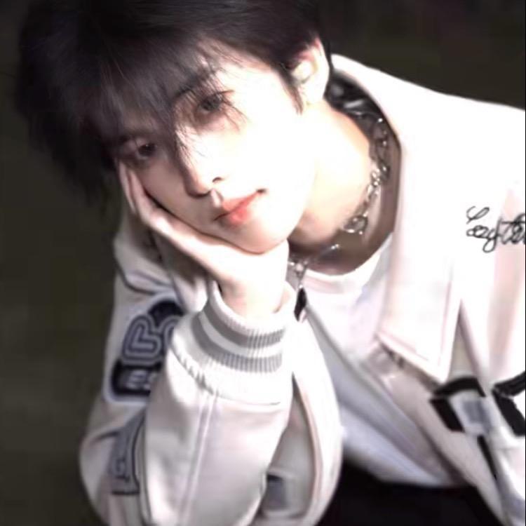 墨白ᴴ¹³¹🕊️