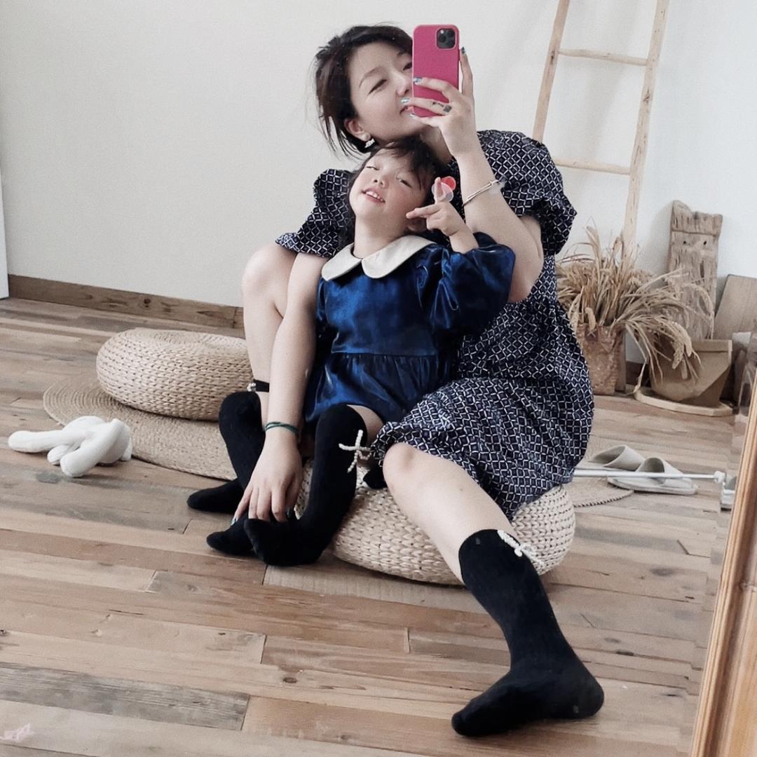 卖袜子的嬢嬢