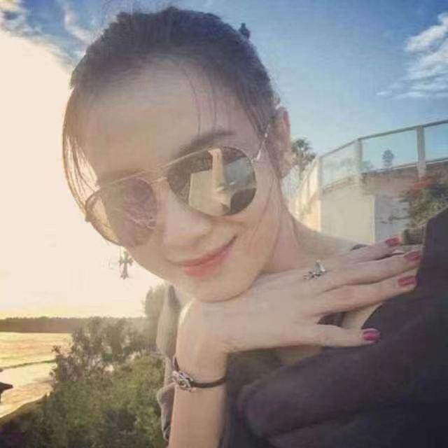 晋江市宏源精品二手车（娟娟）