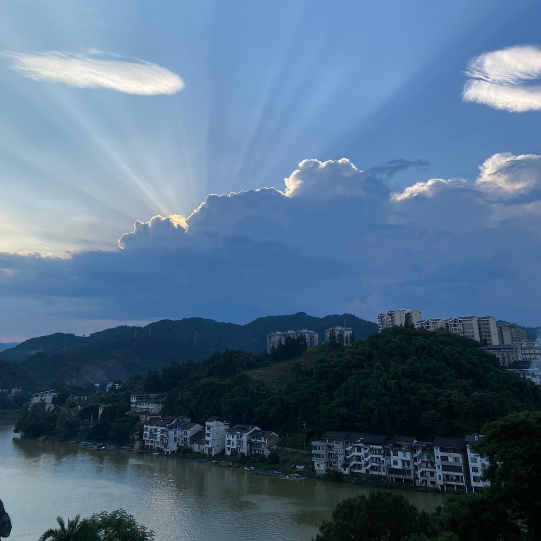 🌈功不唐捐终入海