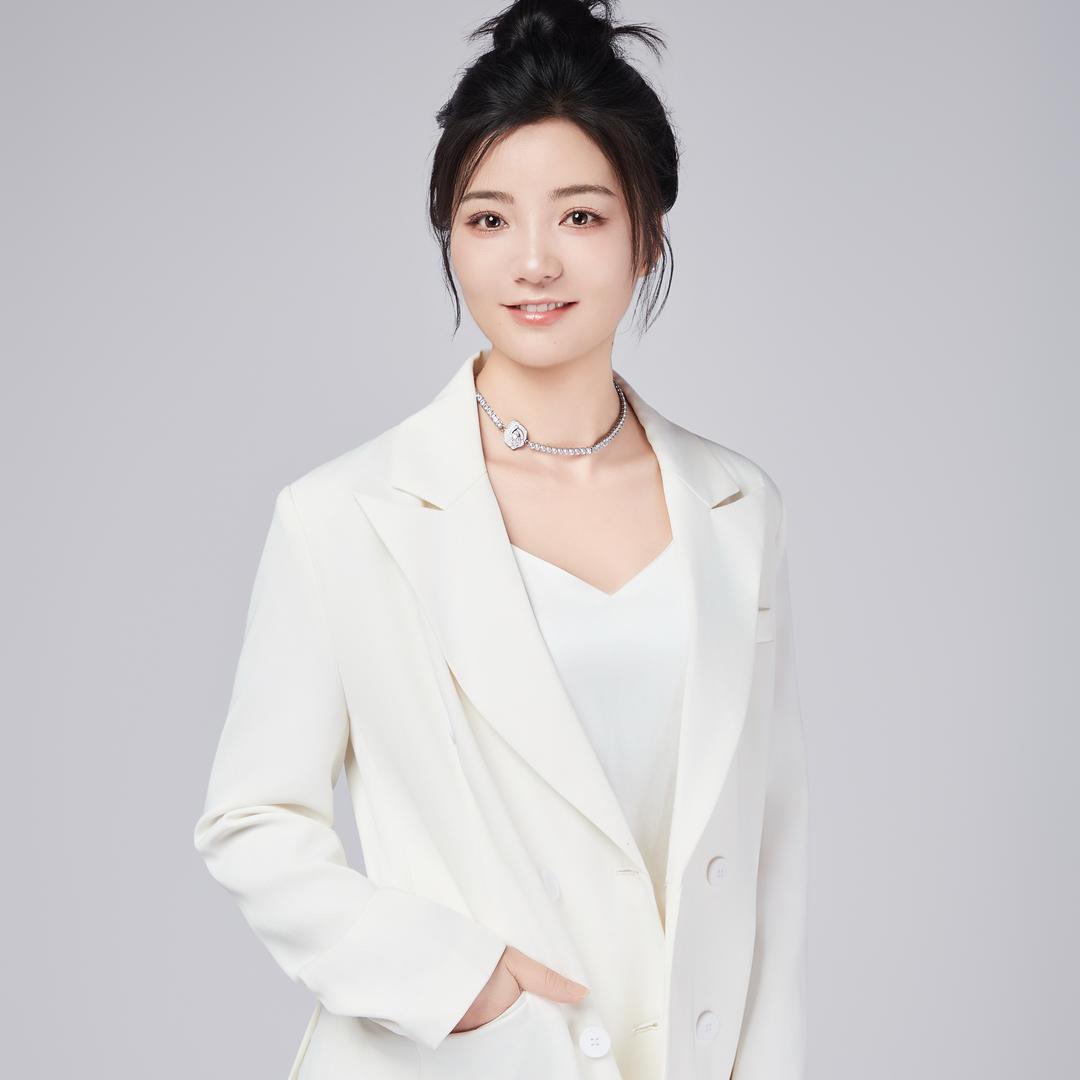 踏雪寻梅轻奢定制女装