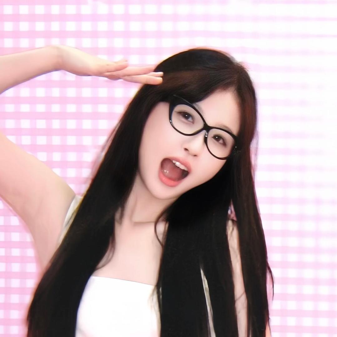 小小鱼.