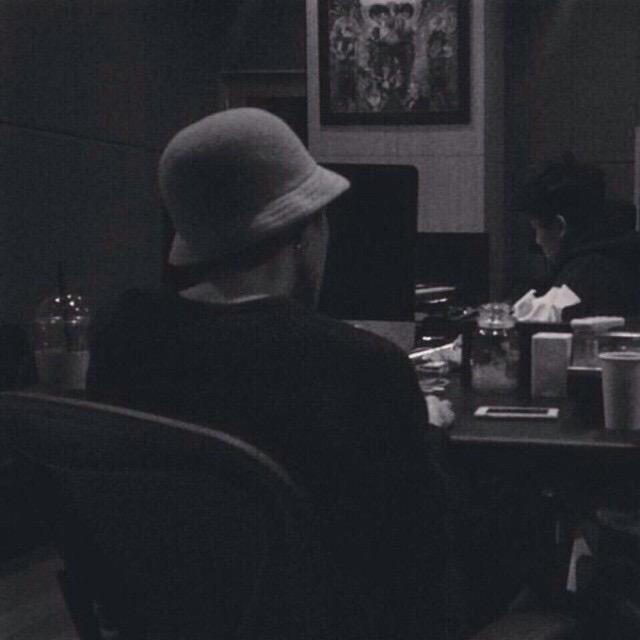 爱美女的蟑螂恶霸