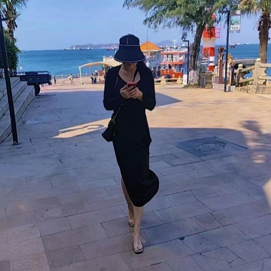 𝓗𝓾𝓪𝓷𝓰 ᥫᩣ莉清