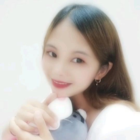 凌丹丹