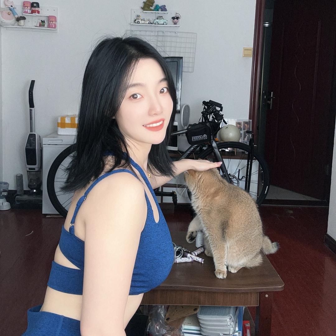 拿铁泡芙（喜欢女生）💎