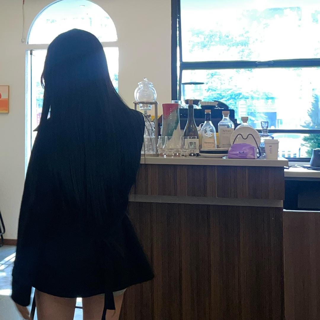 别捏我小脸ˡᵃʕ•̫͡•ʔ