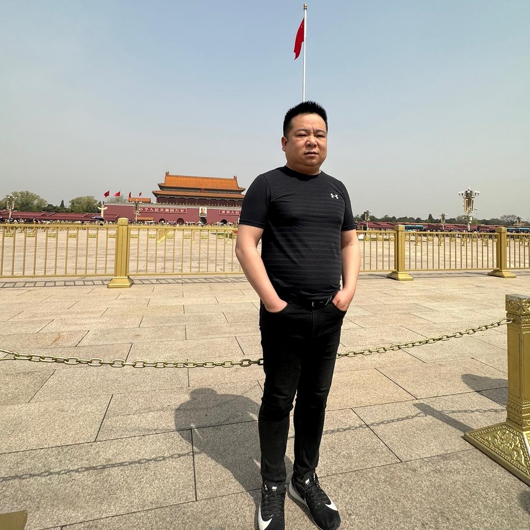 $万宝路&