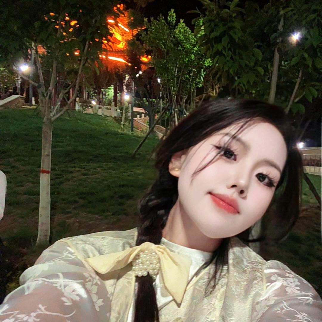 初久瑜伽—白老师