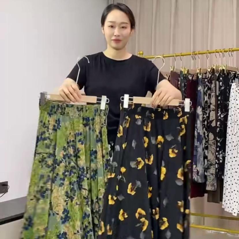 海萝轻奢妈妈装