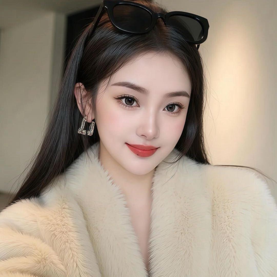 👑 女 王（藕塘小院）