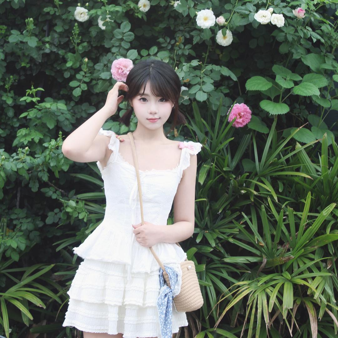 万家丽世贸酒店Celia