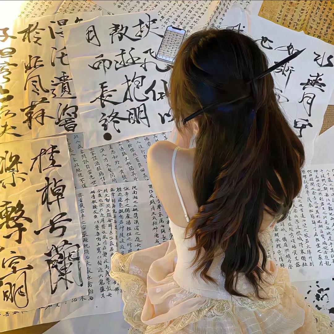 蓝莓莓