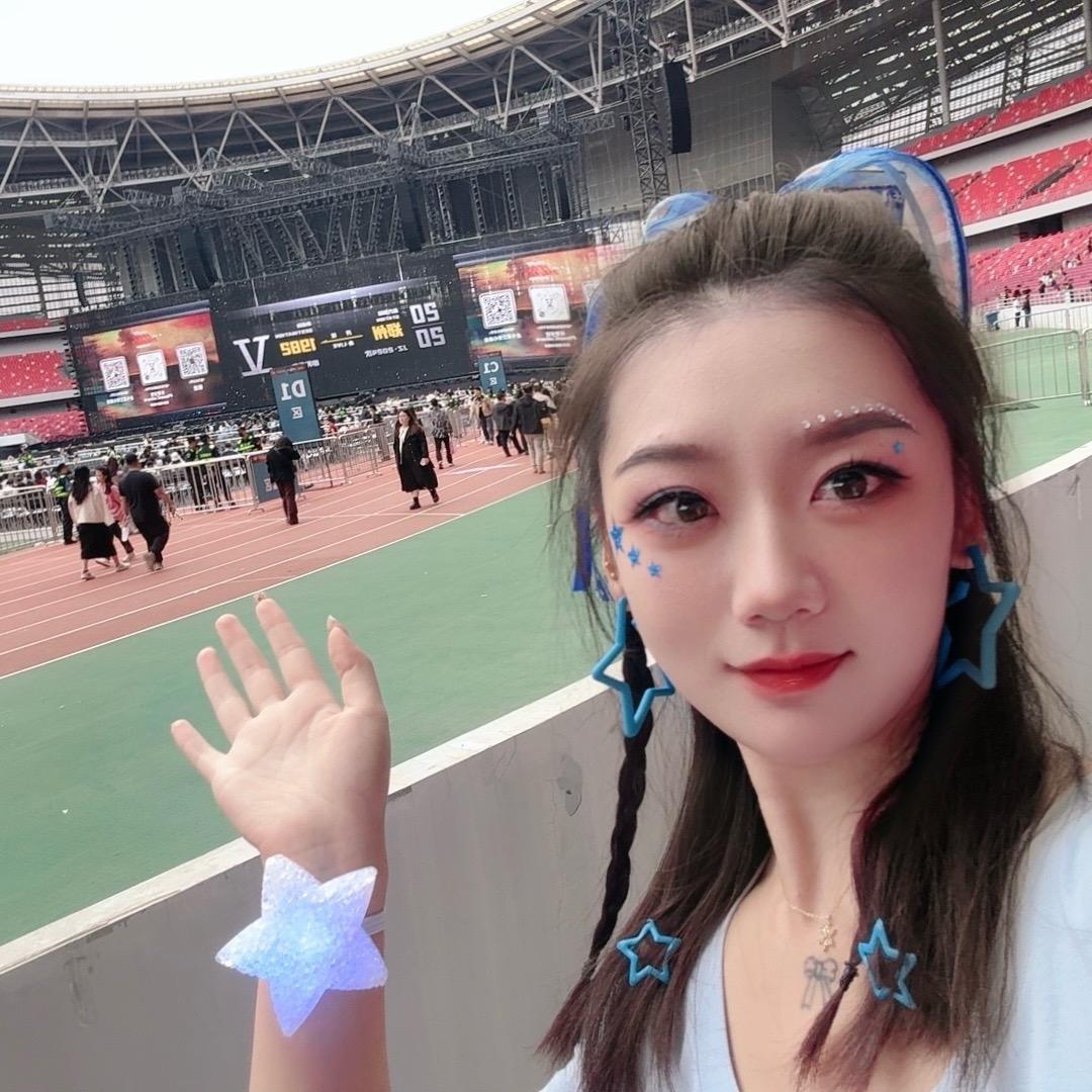 李大漂亮✨_Jason  Zhang
