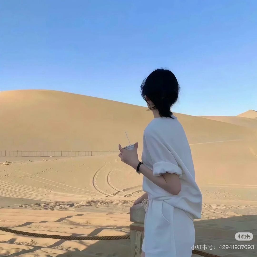 O NI 欧尼原创设计女装