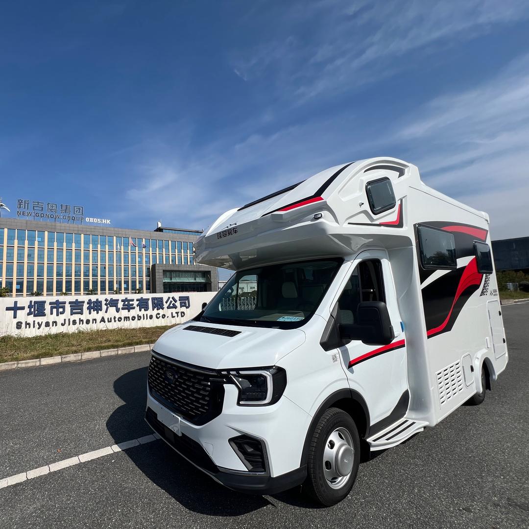 十堰做房车的李先生