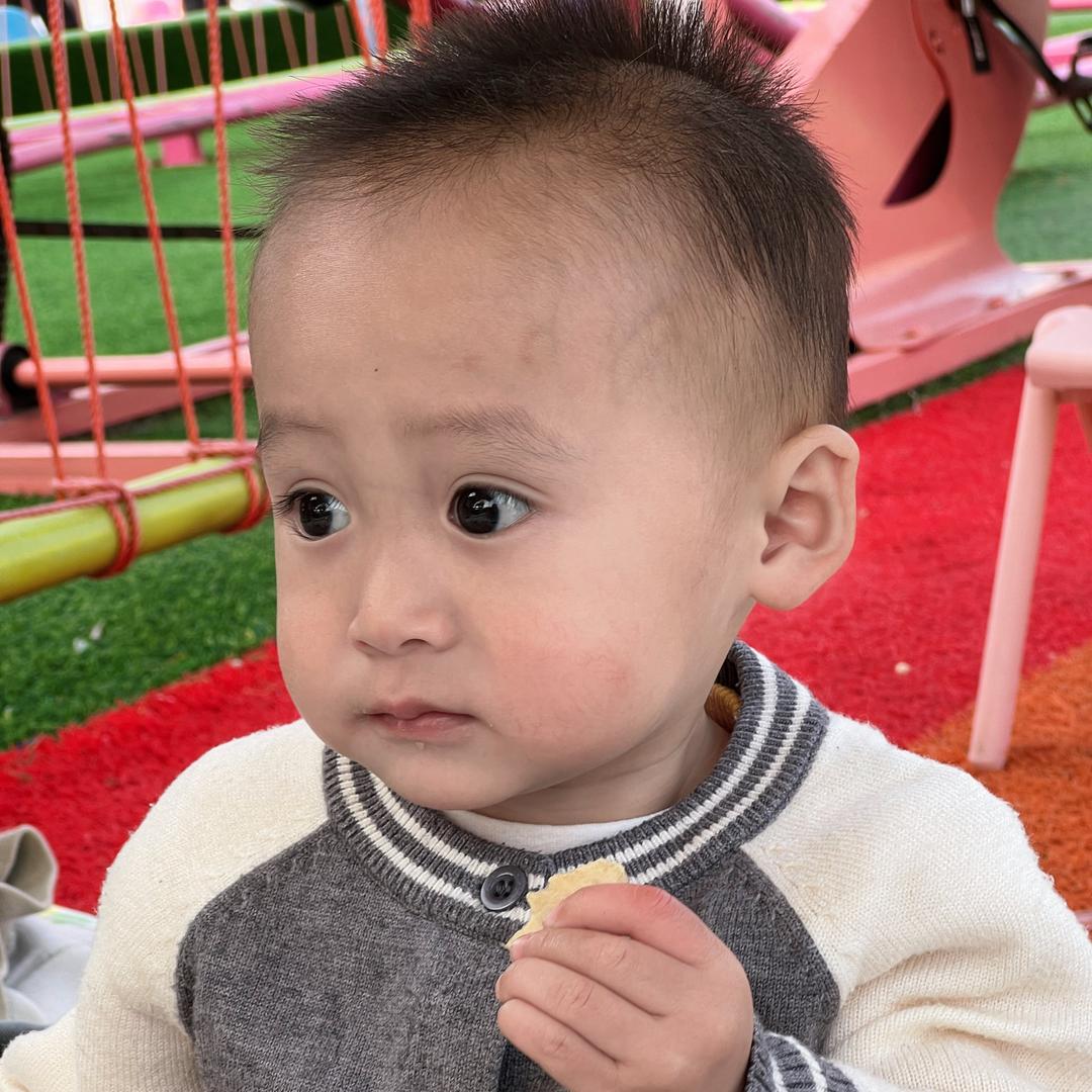 七月吖