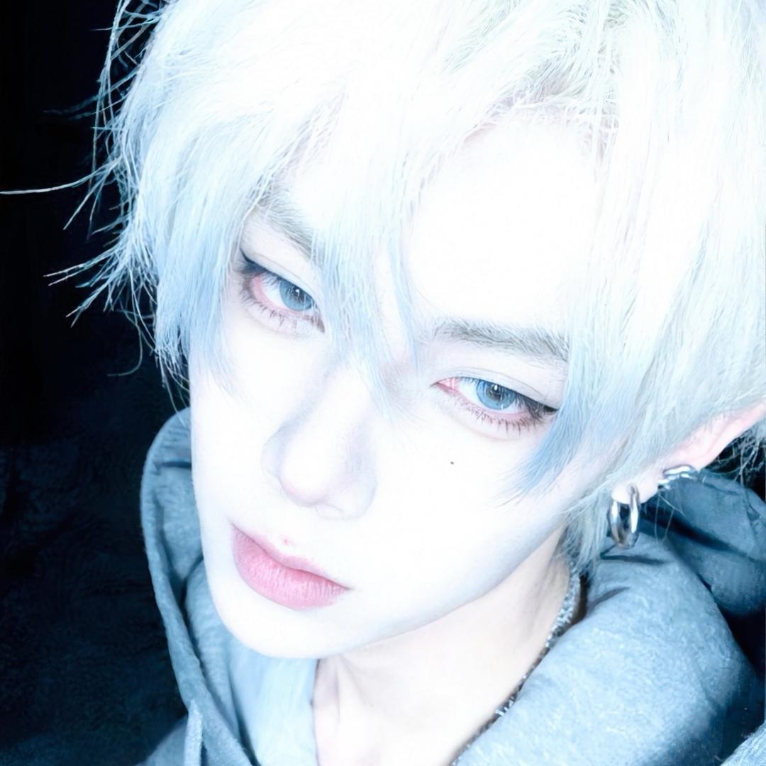 张三三🦊（全能🥣的神）