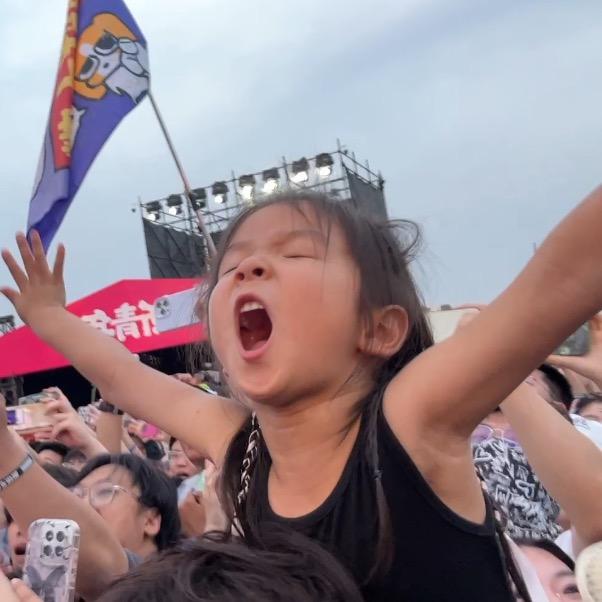 嘻嘻吃不饱