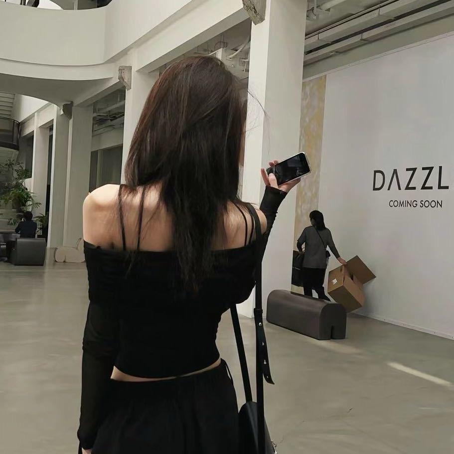 卖女装的小粥