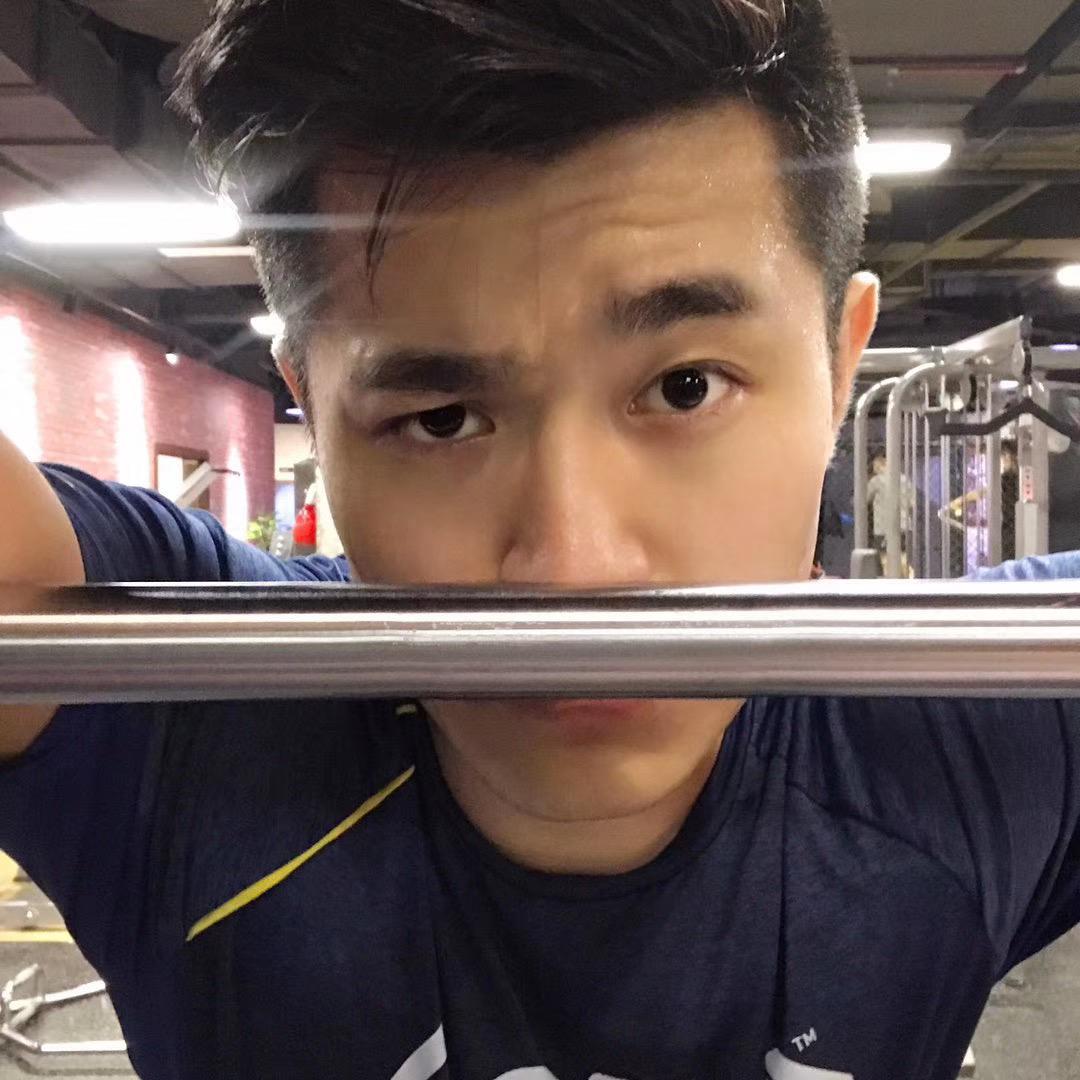 肚肚打雷也要减回（bushi）