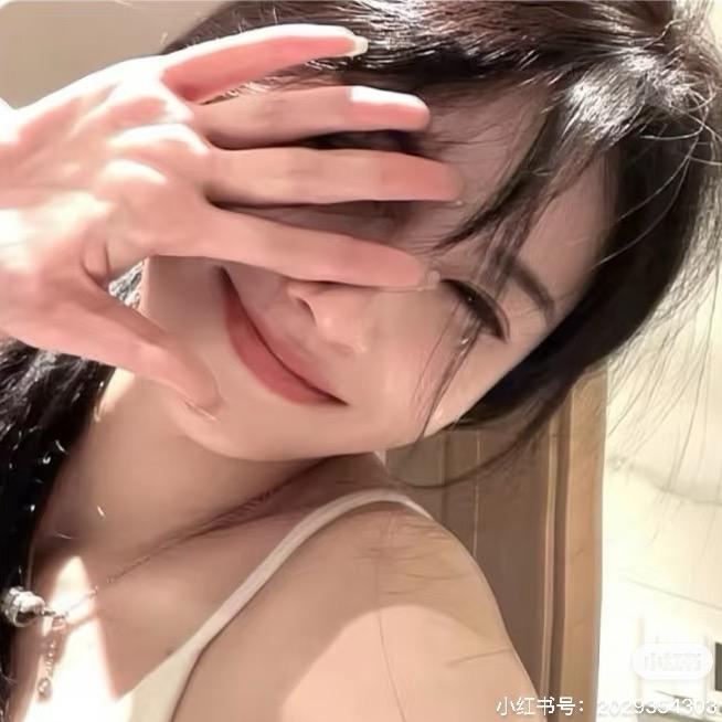 苏曼.